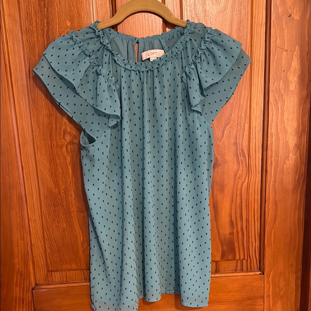 LOFT Ruffle Sleeve top XS Xsmall